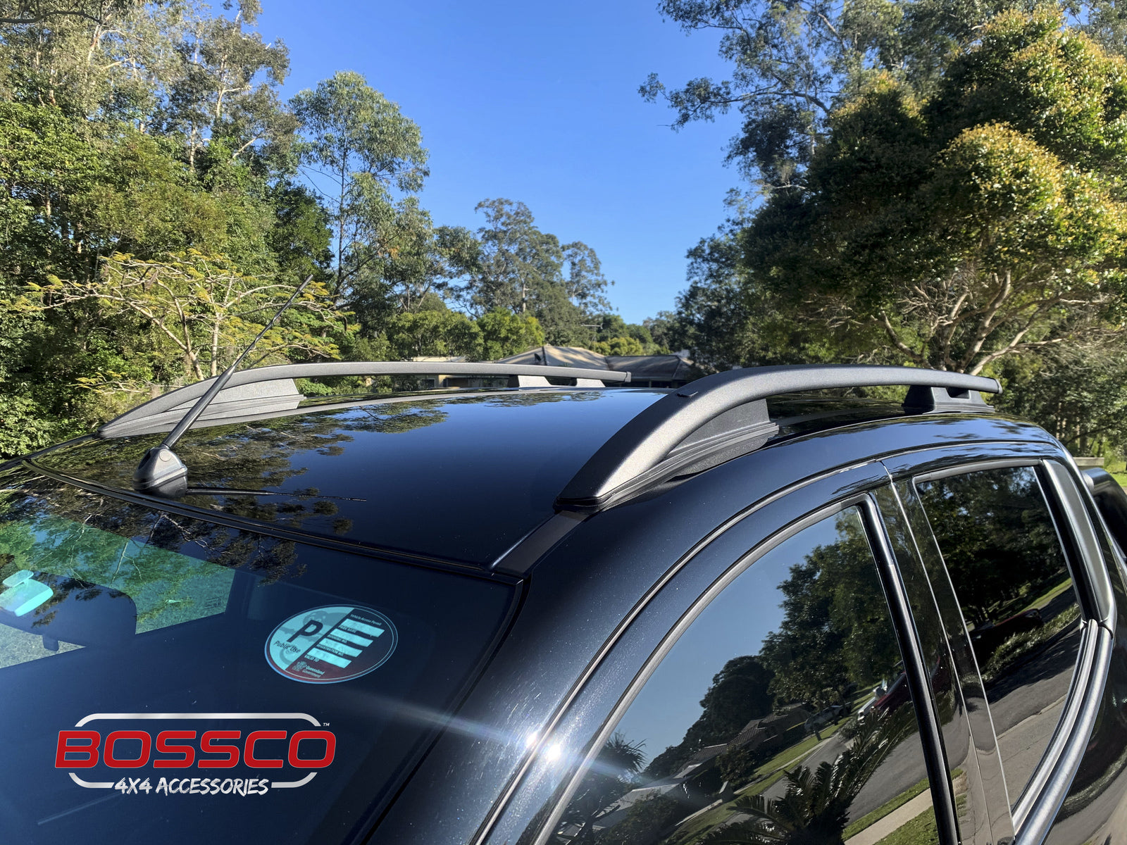 Black Roof Rails & Black Cross Racks Suitable For Mitsubishi Triton MQ 2015-2019