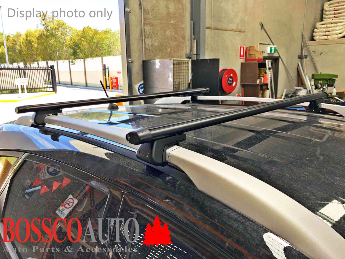 Black Roof Rails & Black Cross Racks Suitable For Mitsubishi Triton MQ 2015-2019