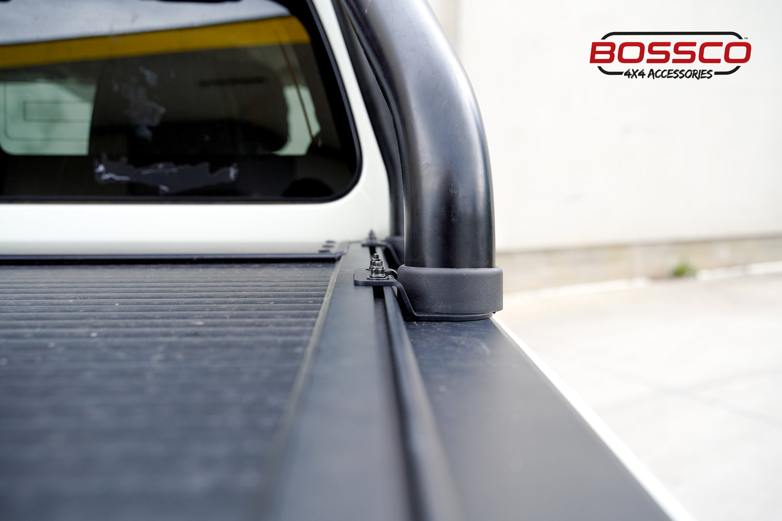 Manual Roller Shutter Suitable For Nissan Navara NP300 2015-2020