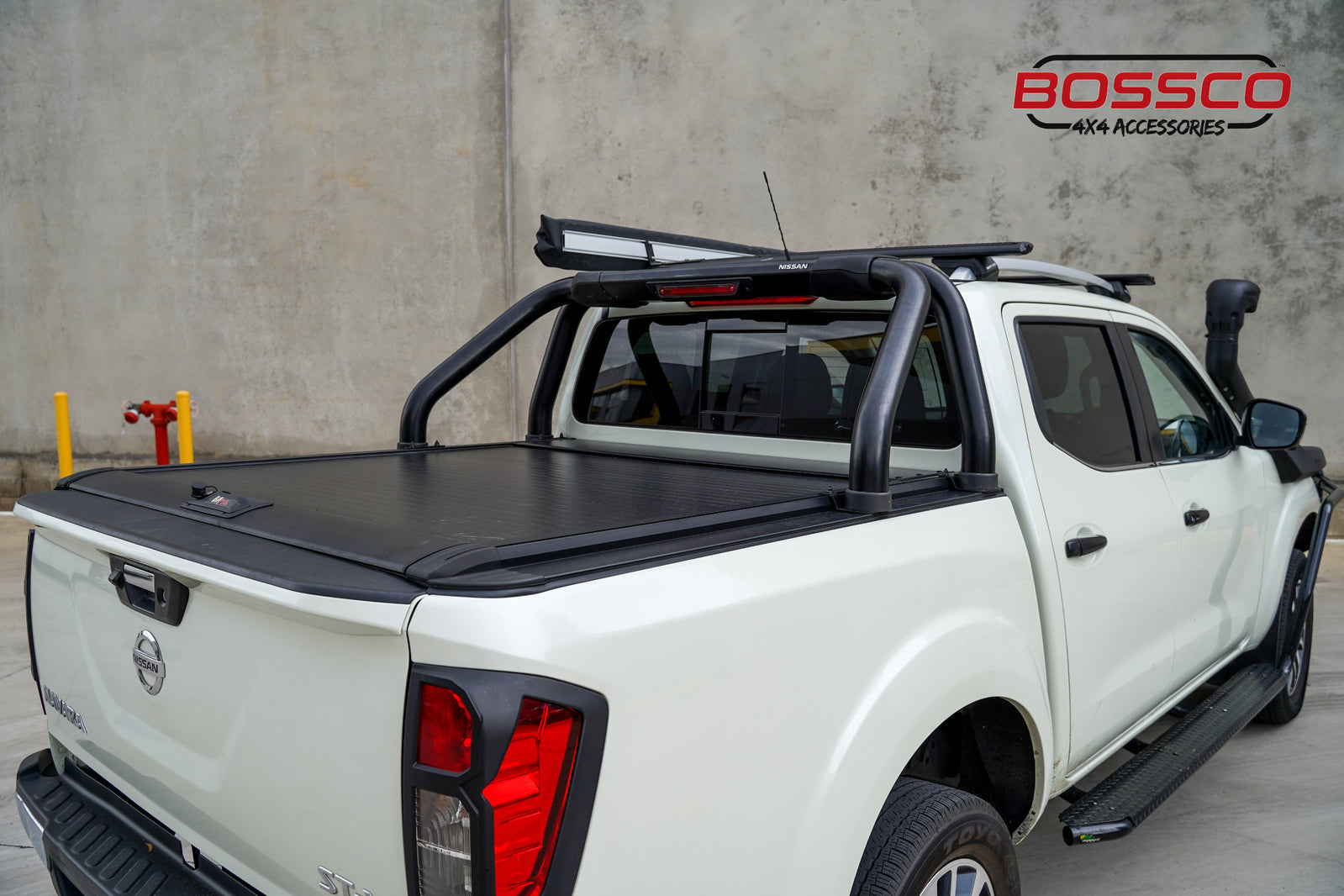 Manual Roller Shutter Suitable For Nissan Navara NP300 2015-2020