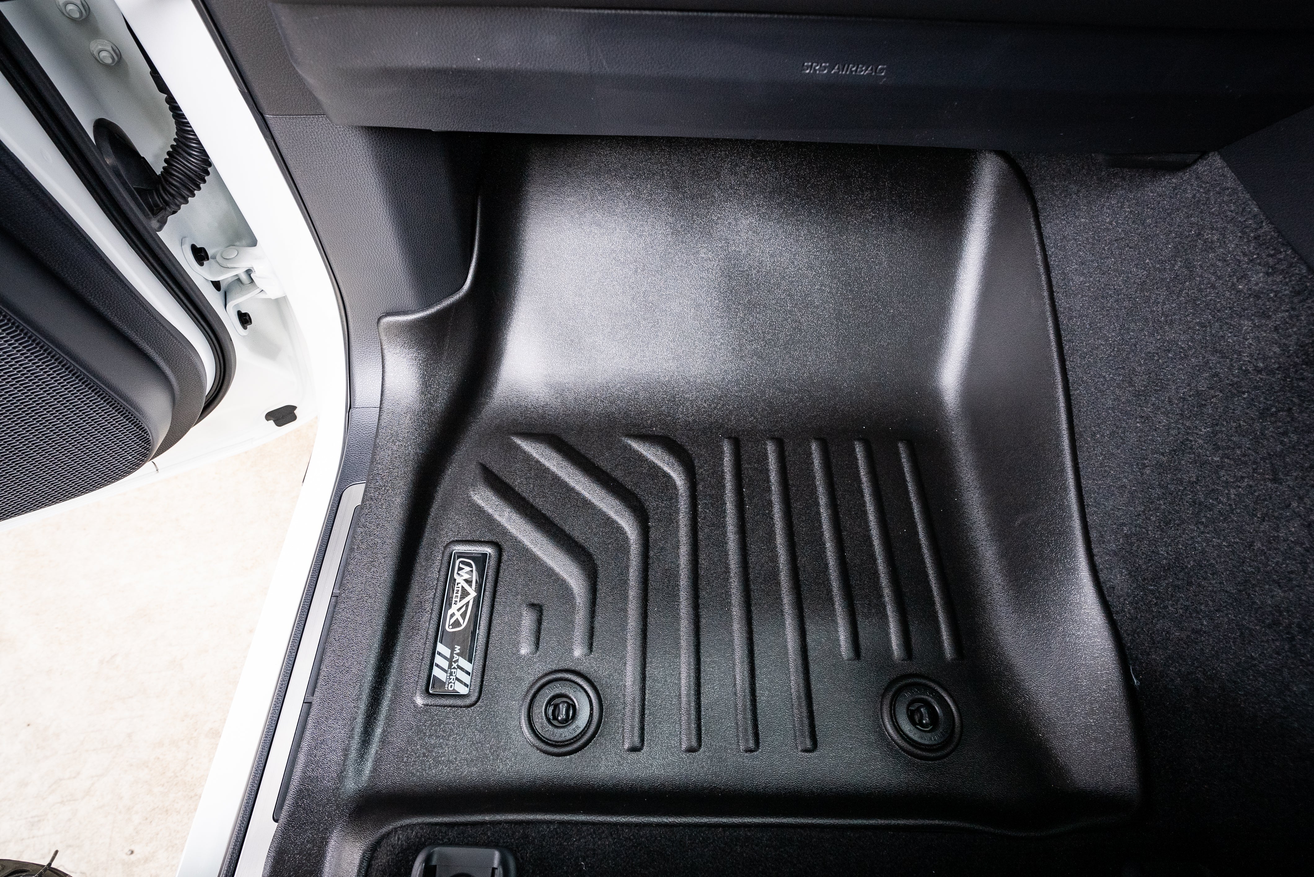 Floor Liners Suitable For NF Volkswagen Amarok 2022+ Rows 1 & 2