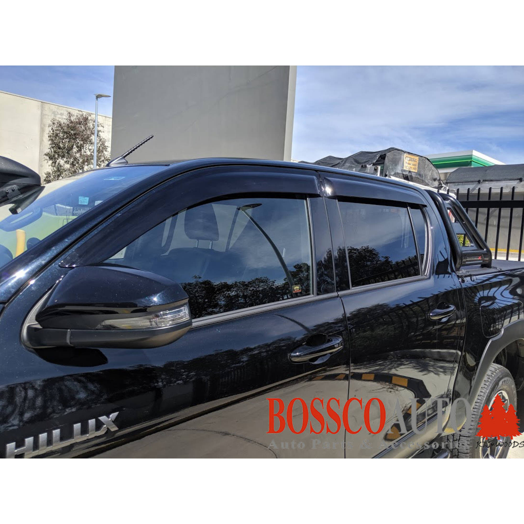 Bonnet Protector and Weathershields suitable for Toyota Hilux 2015-2020