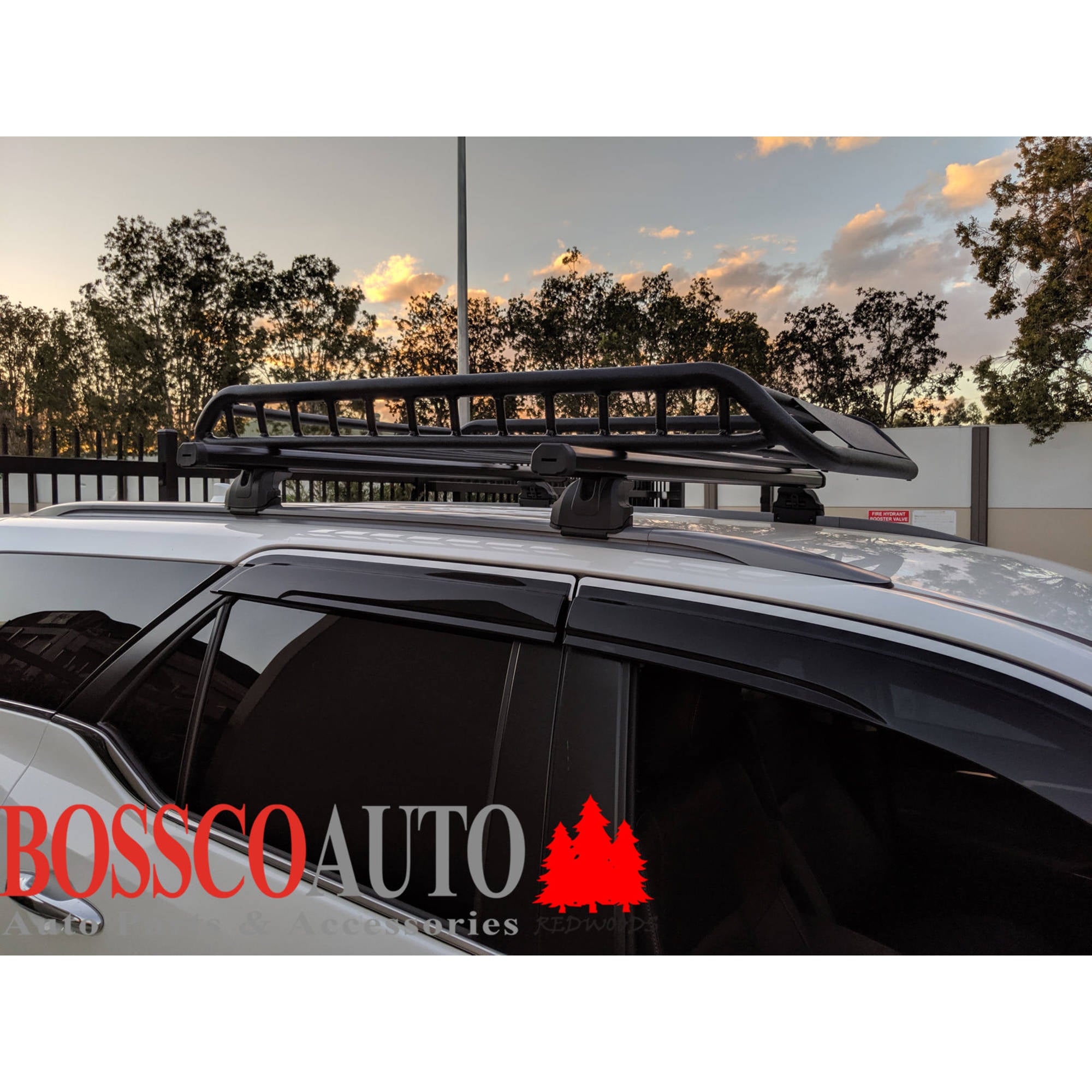 Universal Powder Coated Aluminium Roof Rack Cargo Basket with Wind Deflector (1400x980x150mm)