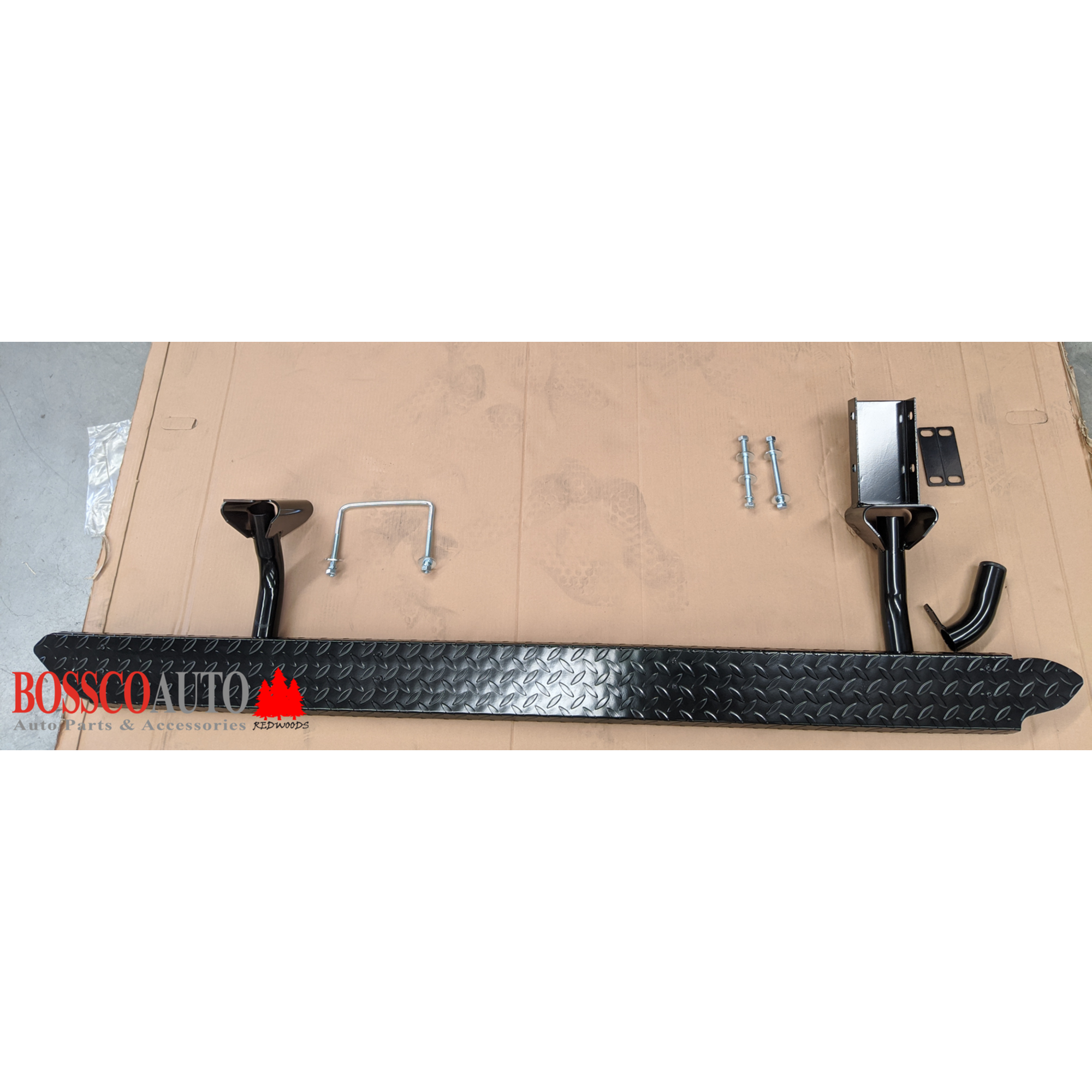 Heavy Duty Black Side Steps With Brush Bars Suitable For Toyota Hilux 2015-2024