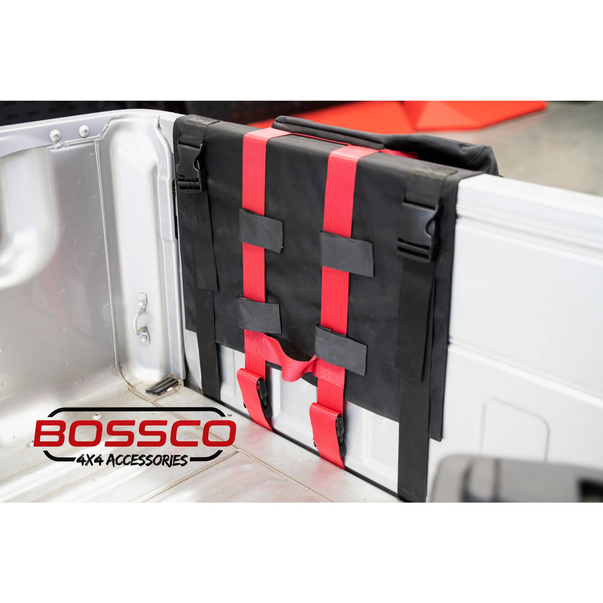 Bossco Auto Dirty Gear Sack With Ute Tailgate Protection Mat