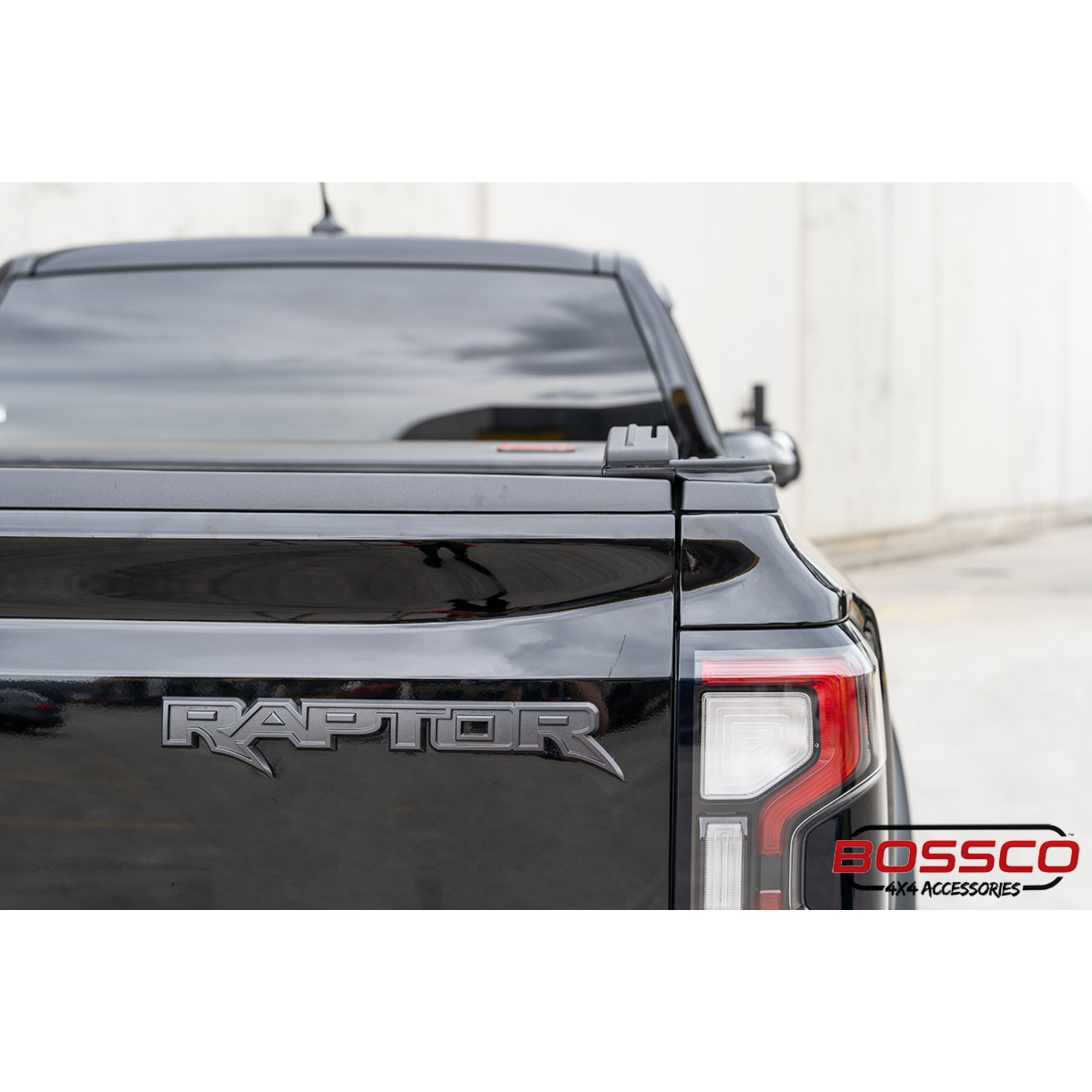 Electric Retractable Roller Shutter Tonneau Lid Suitable For NEXT GEN Ford Ranger RAPTOR 2022-2025
