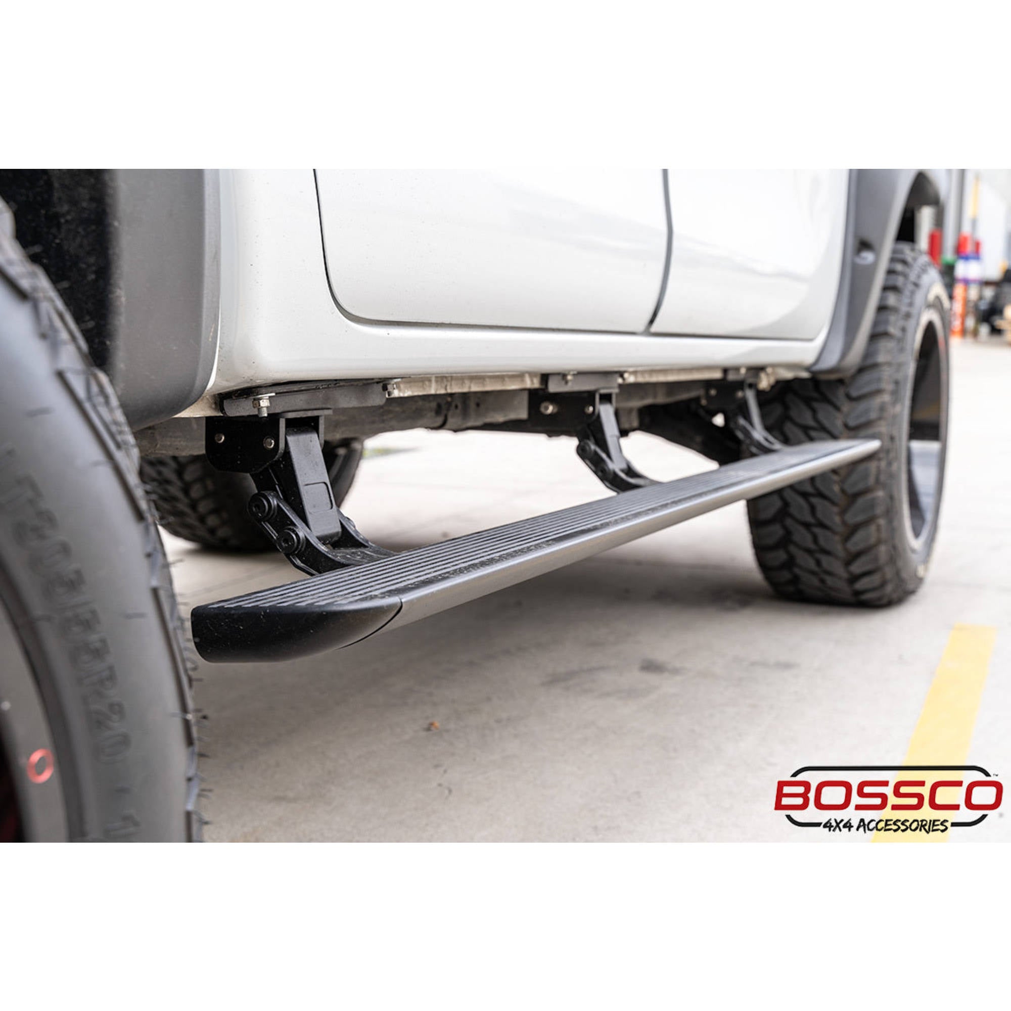 BCE-Board Electric Retractable Side Steps Suitable For Ford Ranger Next Gen 2022-2025