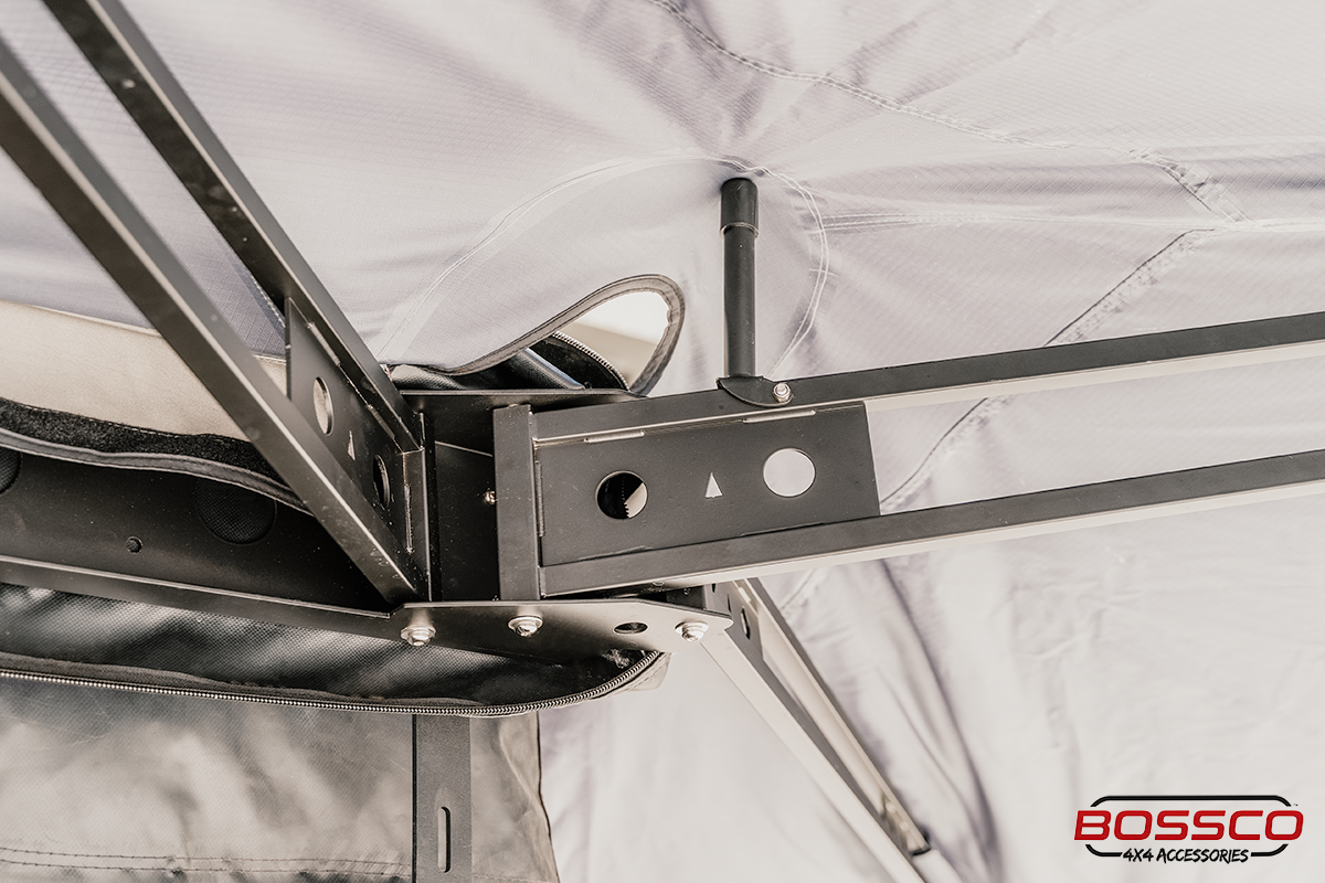 BOSSCO 4X4 FREESTANDING 270 AWNING