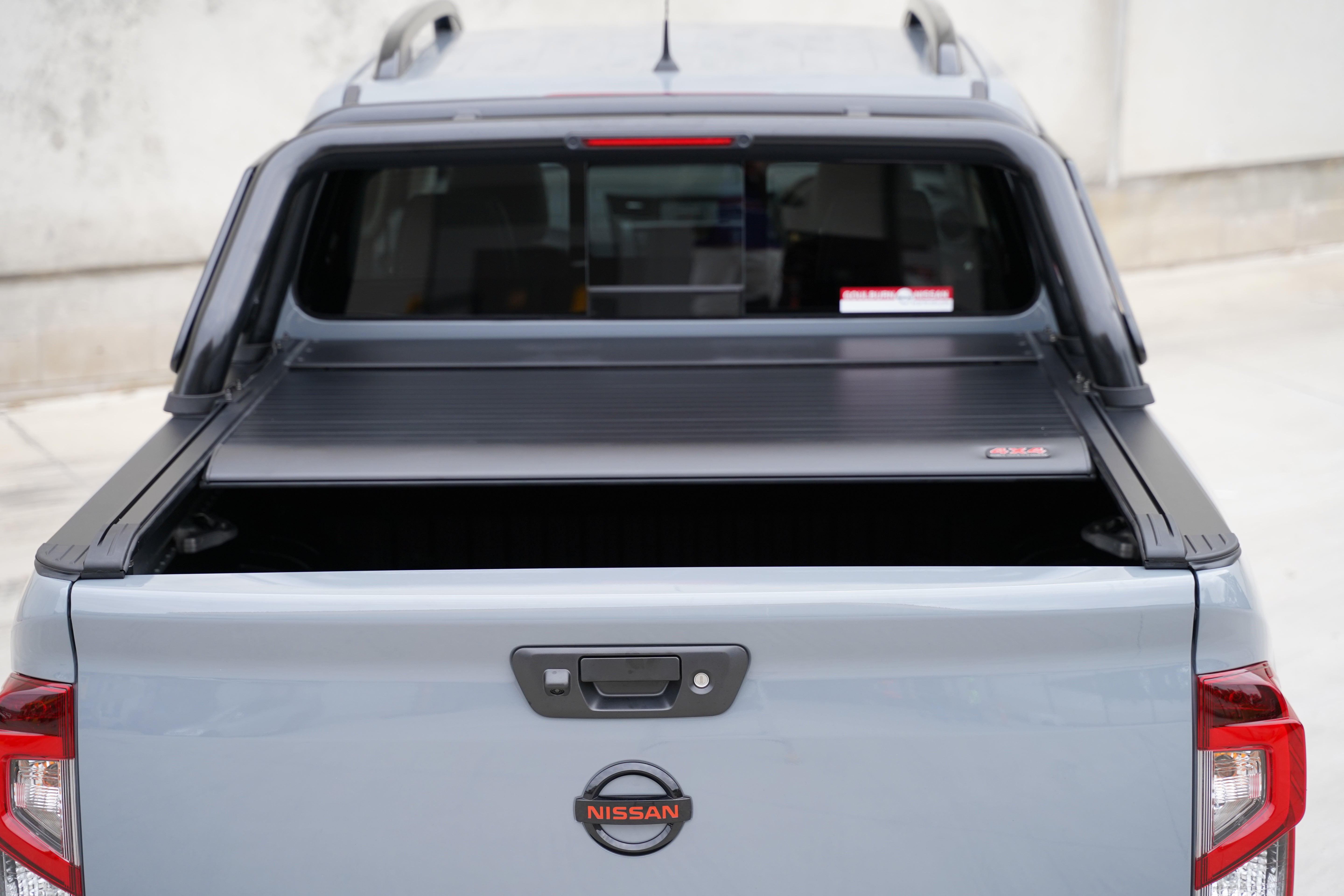 Electric Auto Roller Shutter Suitable For Nissan Navara D23 NP300 Facelift 2021-2025