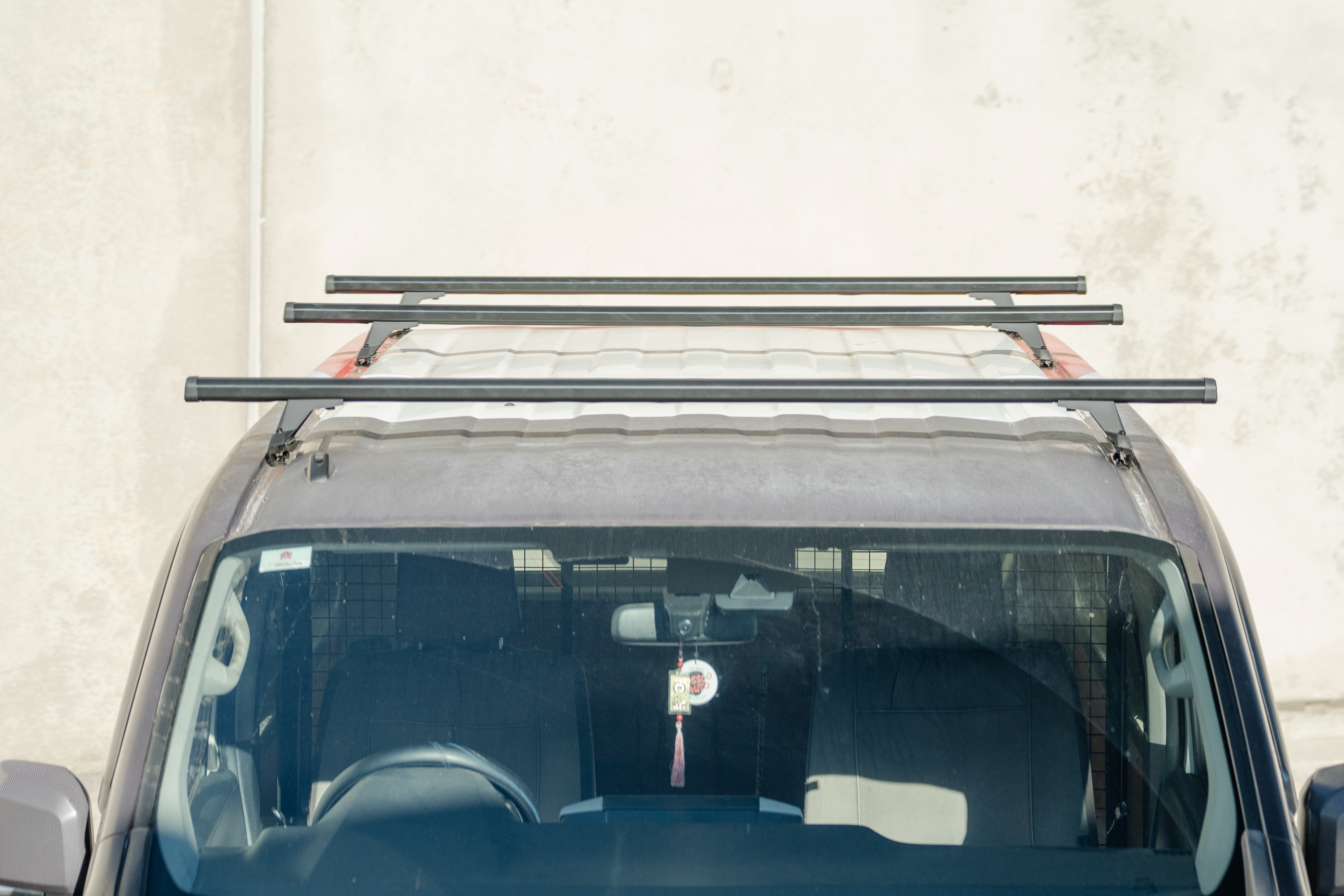 Set of 3 Black Heavy Duty Roof Racks Suitable for Toyota Hiace SLWB 2019-2025
