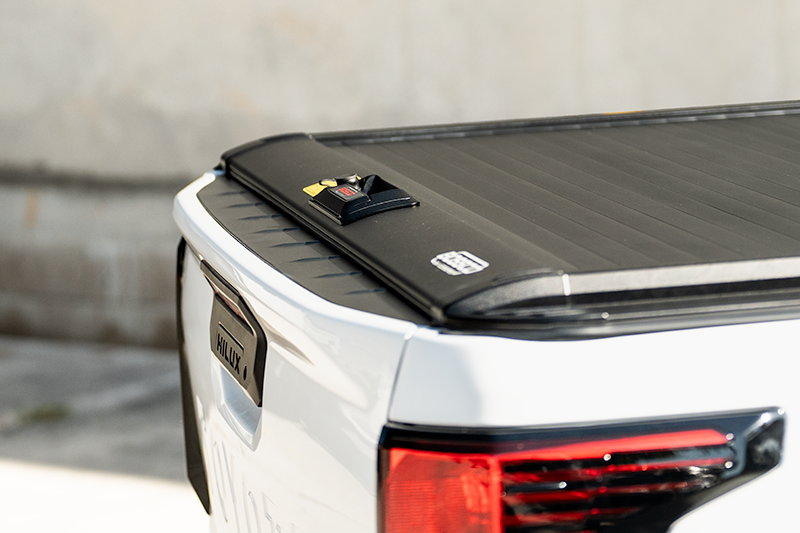 Manual Roller Shutter Tonneau Lid Suitable For Toyota Hilux SR5 2026 - ON
