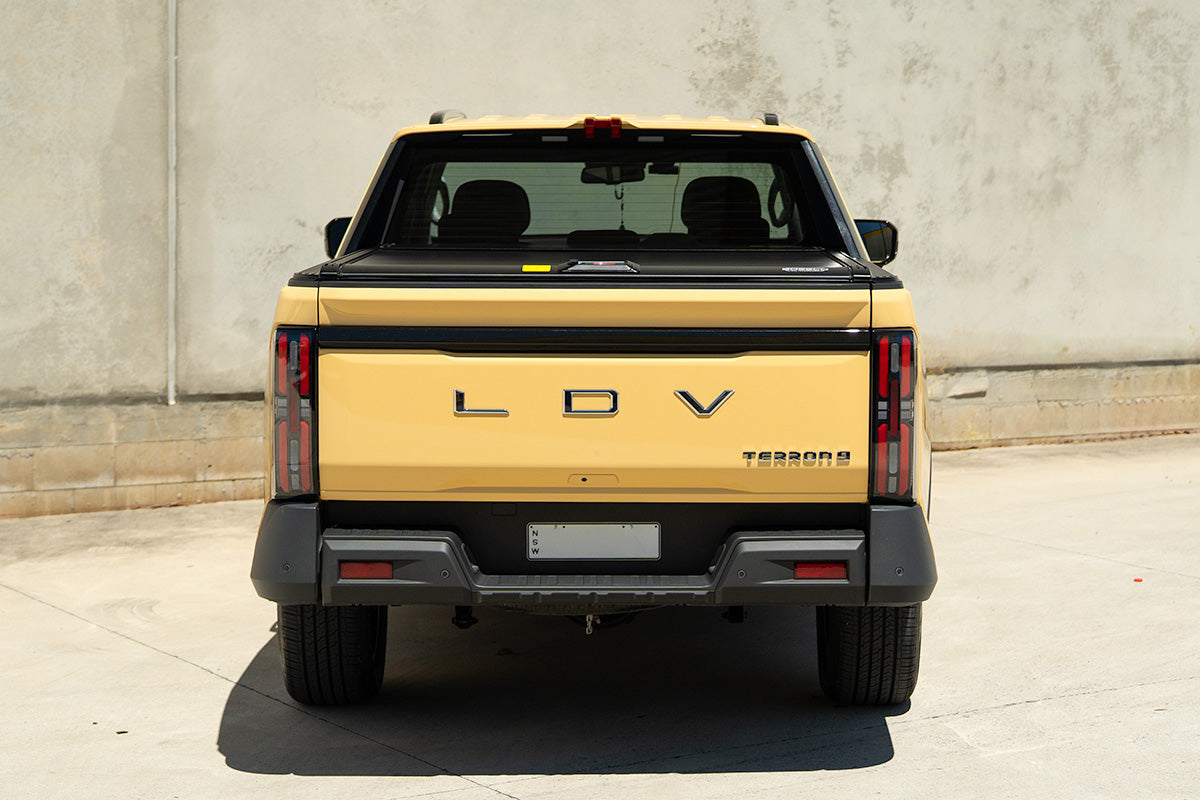 Black Manual Roller Shutter Suitable For LDV Terron 9 2025-on