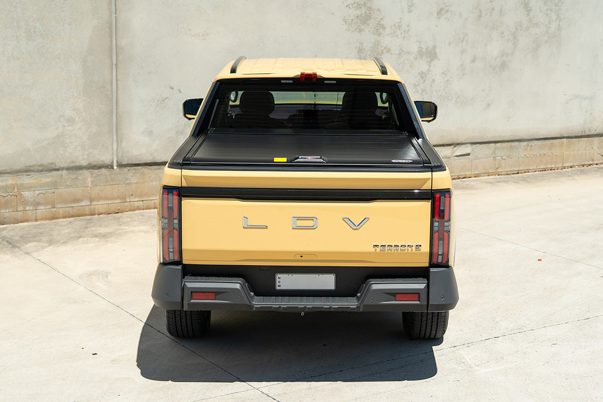 Black Manual Roller Shutter Suitable For LDV Terron 9 2025-on