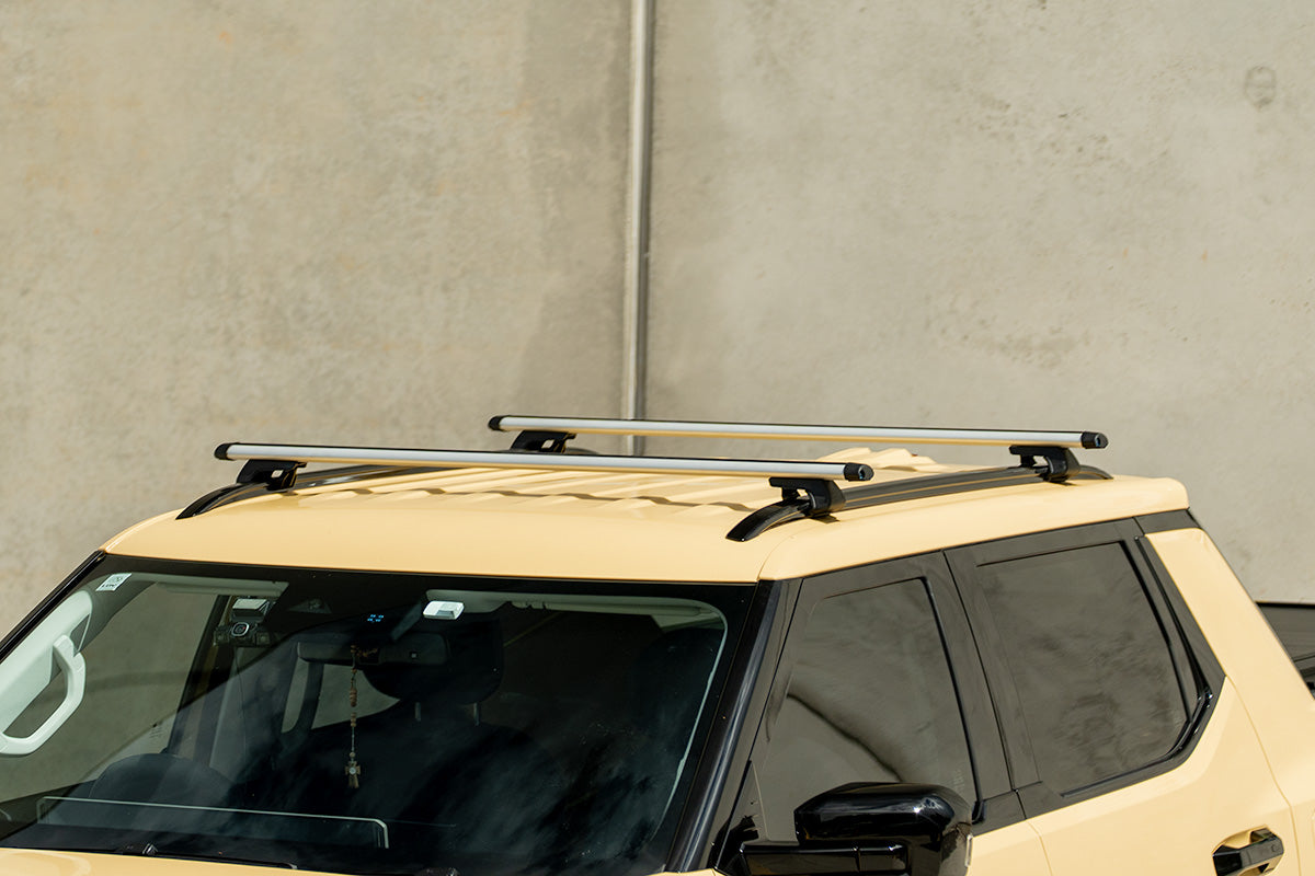 Silver Universal 53" Claw-Style Roof Racks Suitable with Roof Rails For LDV Terron 9