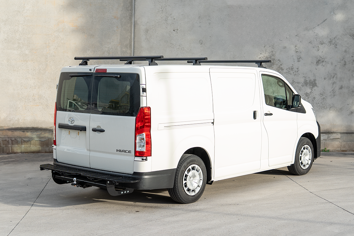 Black Tow Bar Rear Technician Step Towbar Suitable For Toyota Hiace 300S LWB 2019-2025