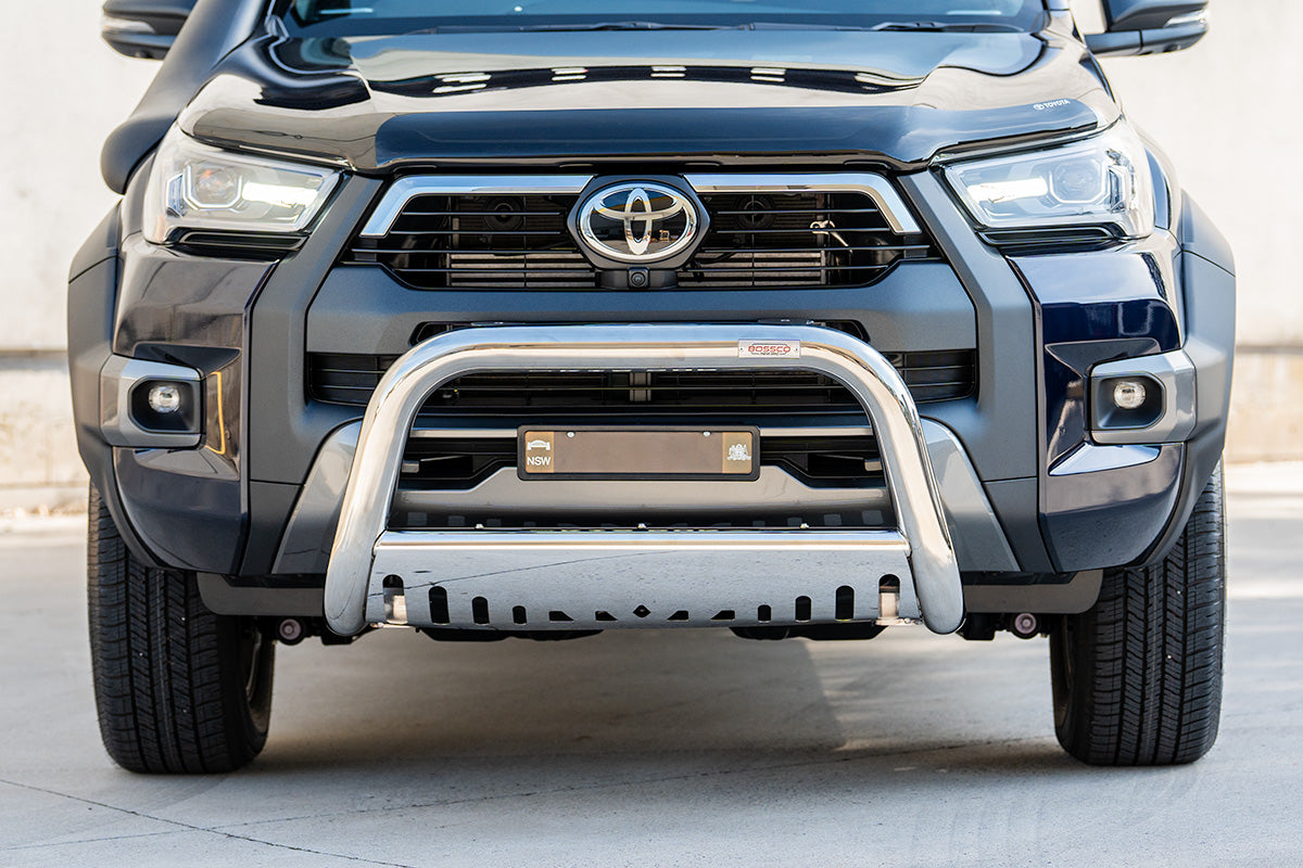 Stainless Steel Low Nudge Bar with Skid Plate suitable for Toyota Hilux 2020 - 2024