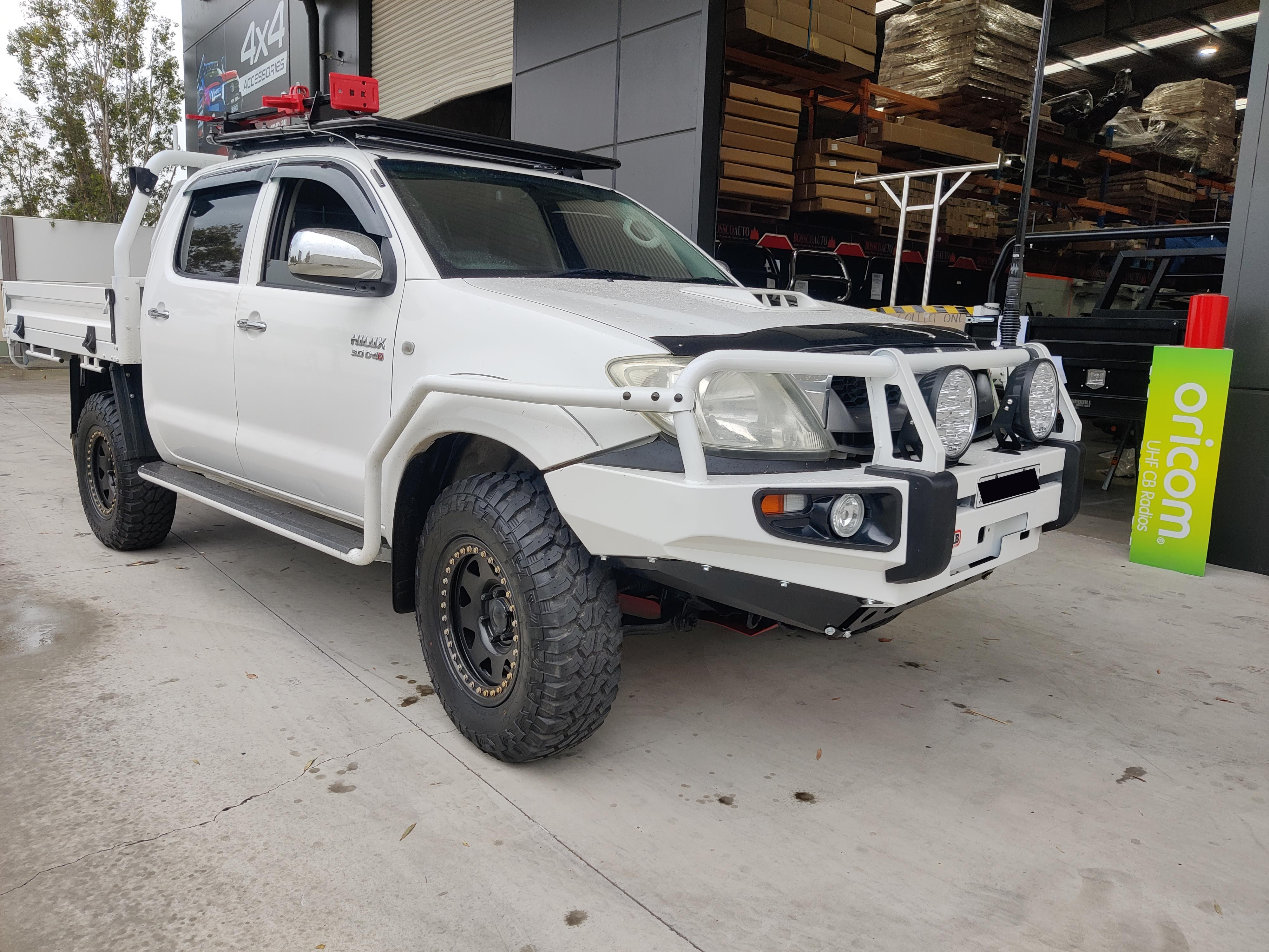 ADR APPROVED Front Bumper Replacement Bull Bar Bullbar Suitable for Toyota Hilux 2005-2011