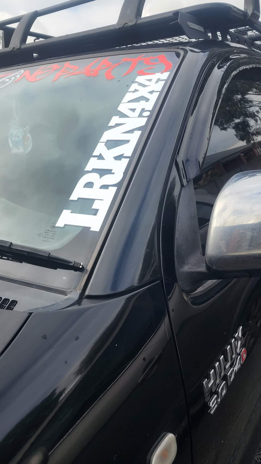 WINDOW BANNER STICKER 500mm White