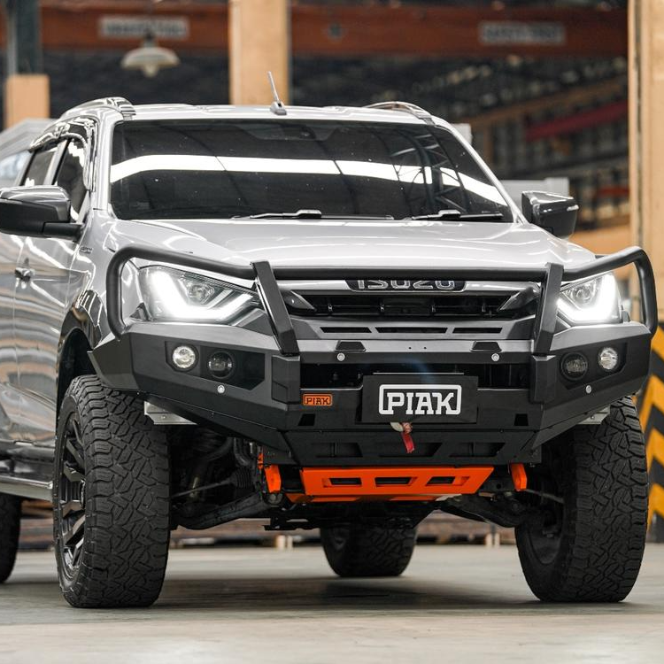 Elite Loop Bar (Black Recovery Points & Orange Bash Plate) for Isuzu D-Max (7/2020 to 10/2023)