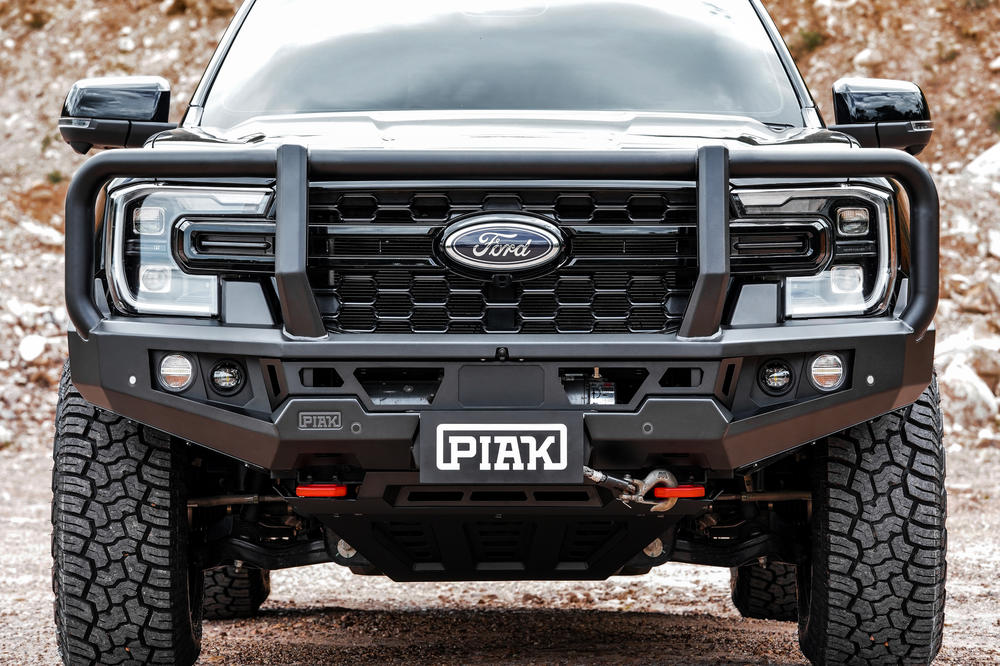Genesis Loop Bar (Orange Recovery Points & Black Bash Plate) for Ford Ranger (5/2022+) 7 Everest (6/2022+)