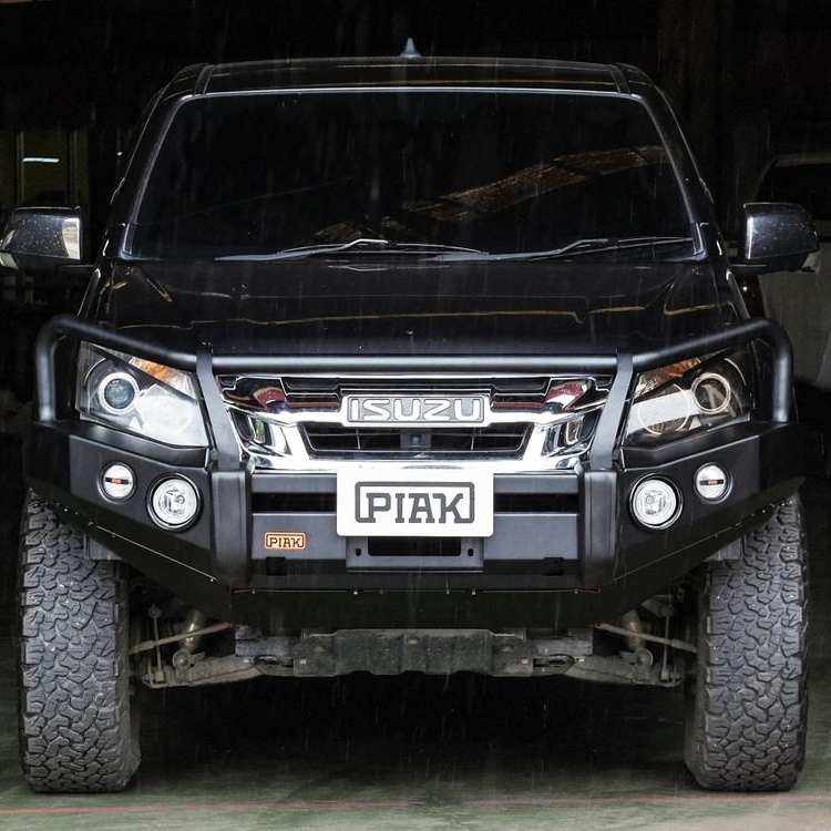 Premium Loop Bullbar (Black Recovery Points & Bash Plate) for Isuzu D-Max 06/2012 - 11/2016