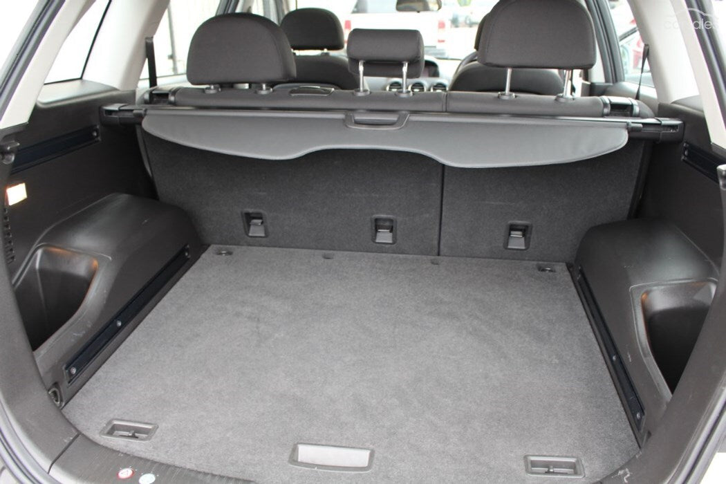 BLACK CARGO / TONNEAU COVER Suitable for Holden Captiva 7 2007-2018