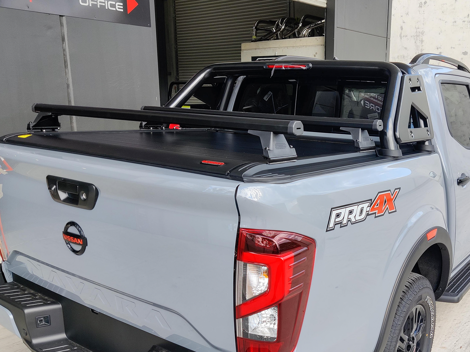 Rear Cargo Roller Tracks Racks Suitable for Bosscoauto BA Roller Shutters