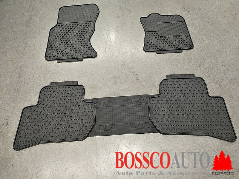 All Weather Rubber Floor Mats suitable for Land Rover Range Rover Velar L560 Series 2017-2020 - CLEARANCE RUNOUT