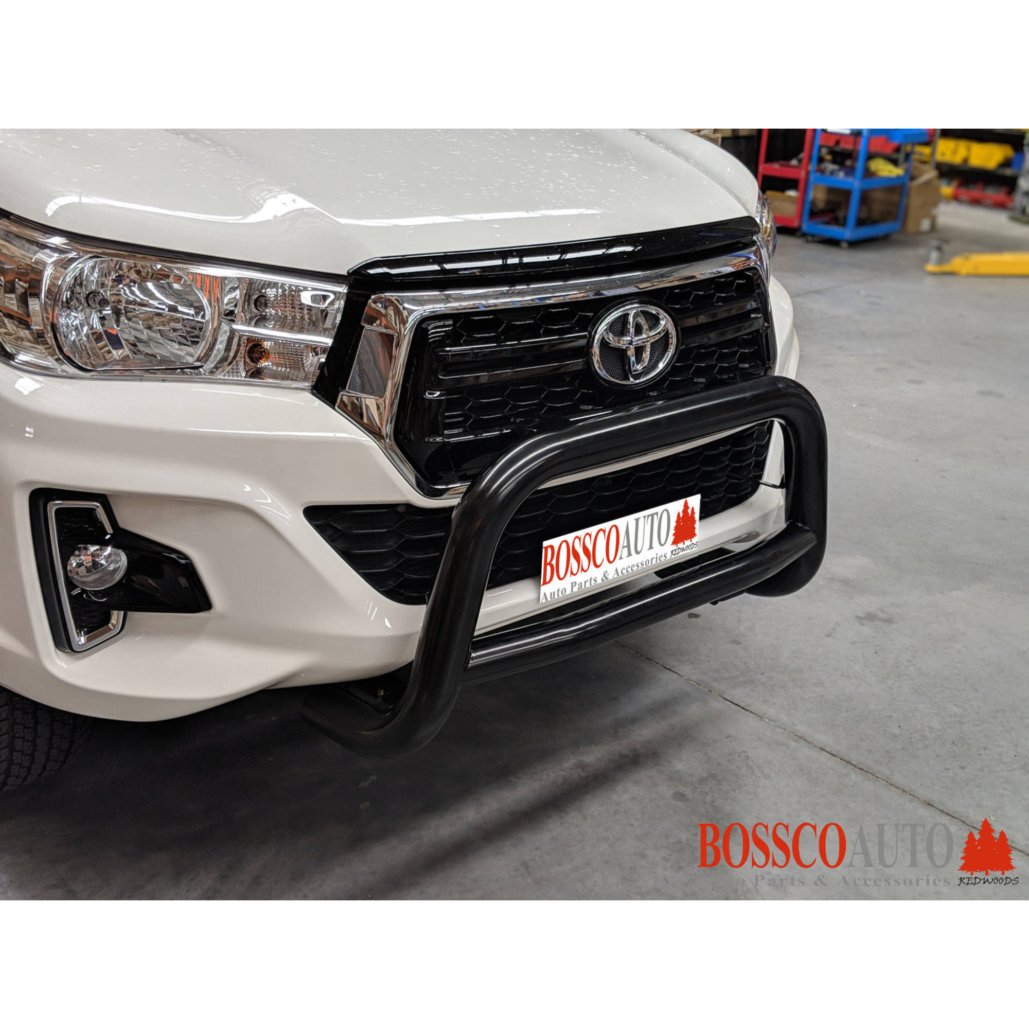 Black Low Nudge bar suitable for Toyota Hilux 2015-2019