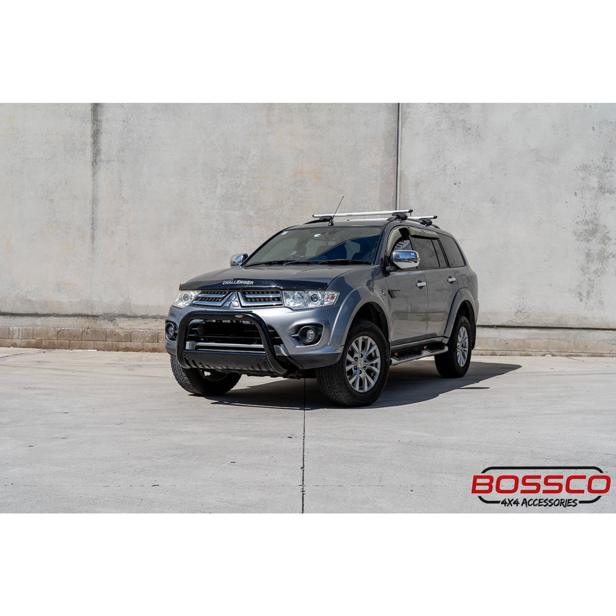 Black Nudge Bar suitable for Mitsubishi Challenger 2010-2016