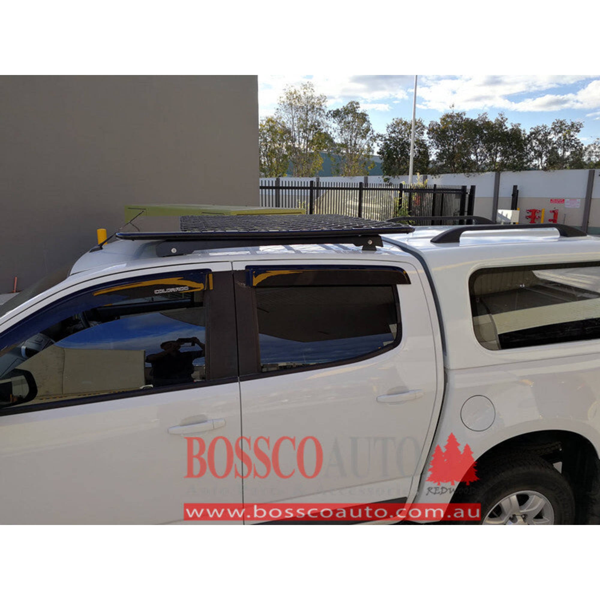 Roof Tradesman / Roof Basket (Flat) Suitable for Toyota Landcruiser 70s Dual Cab and Mitsubishi Triton MR Series