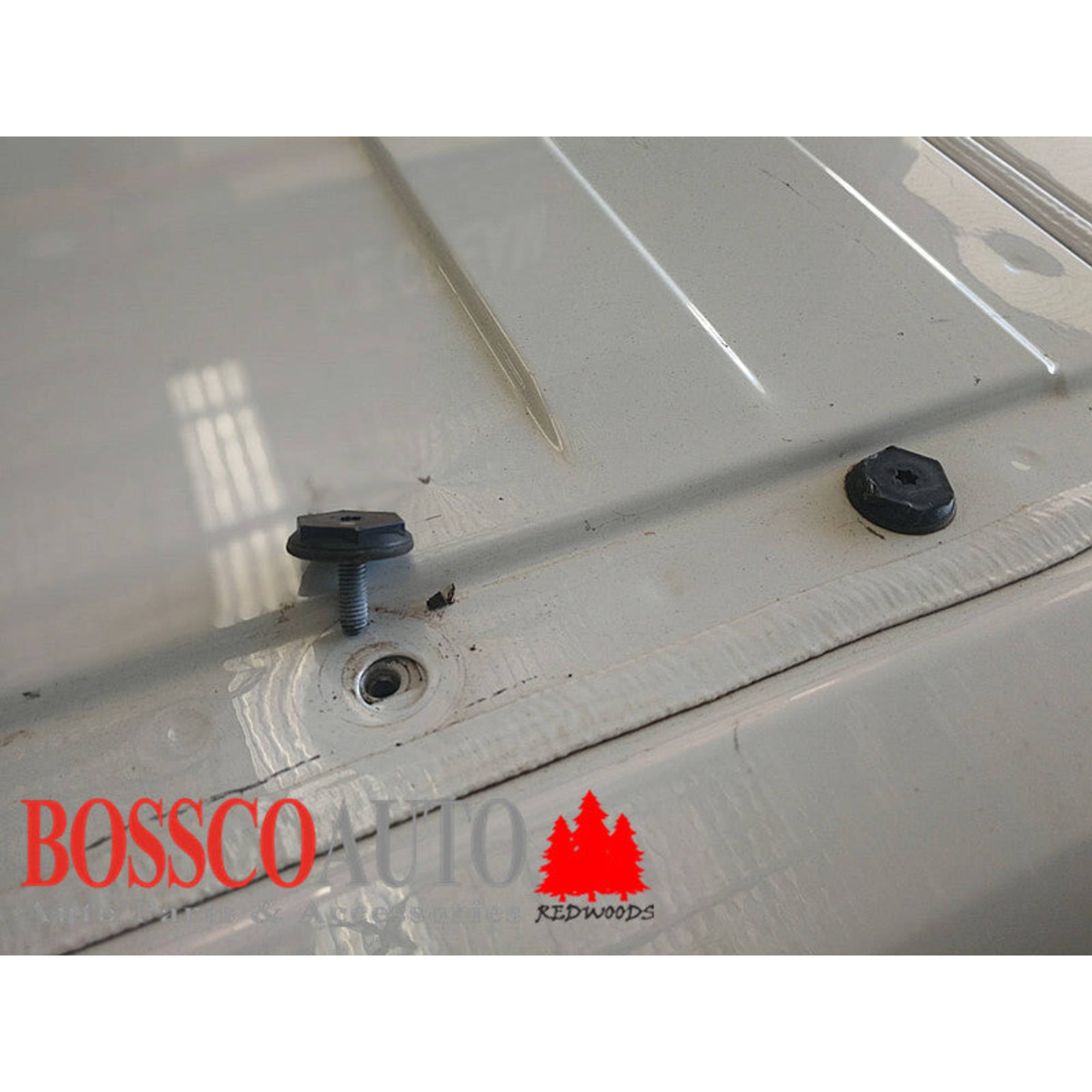Set of 3 Black Heavy Duty Roof Racks Suitable For Mitsubishi Express X82 2020-2022