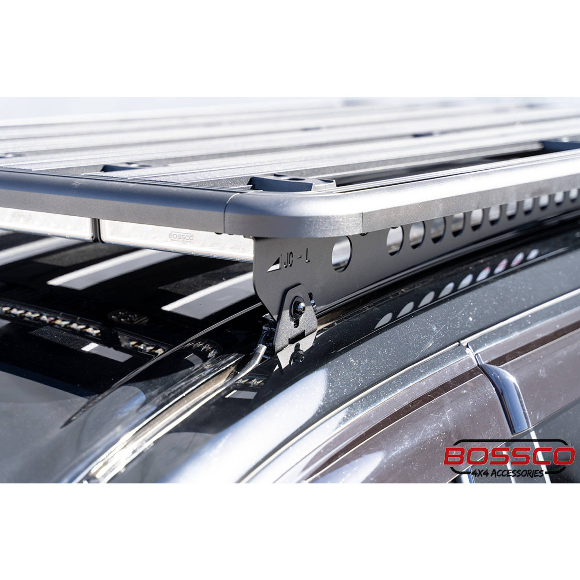 1.8m Aluminium Flat Roof Platform With Backbone Brackets Suitable For Mitsubishi Pajero Sport 2015-2025