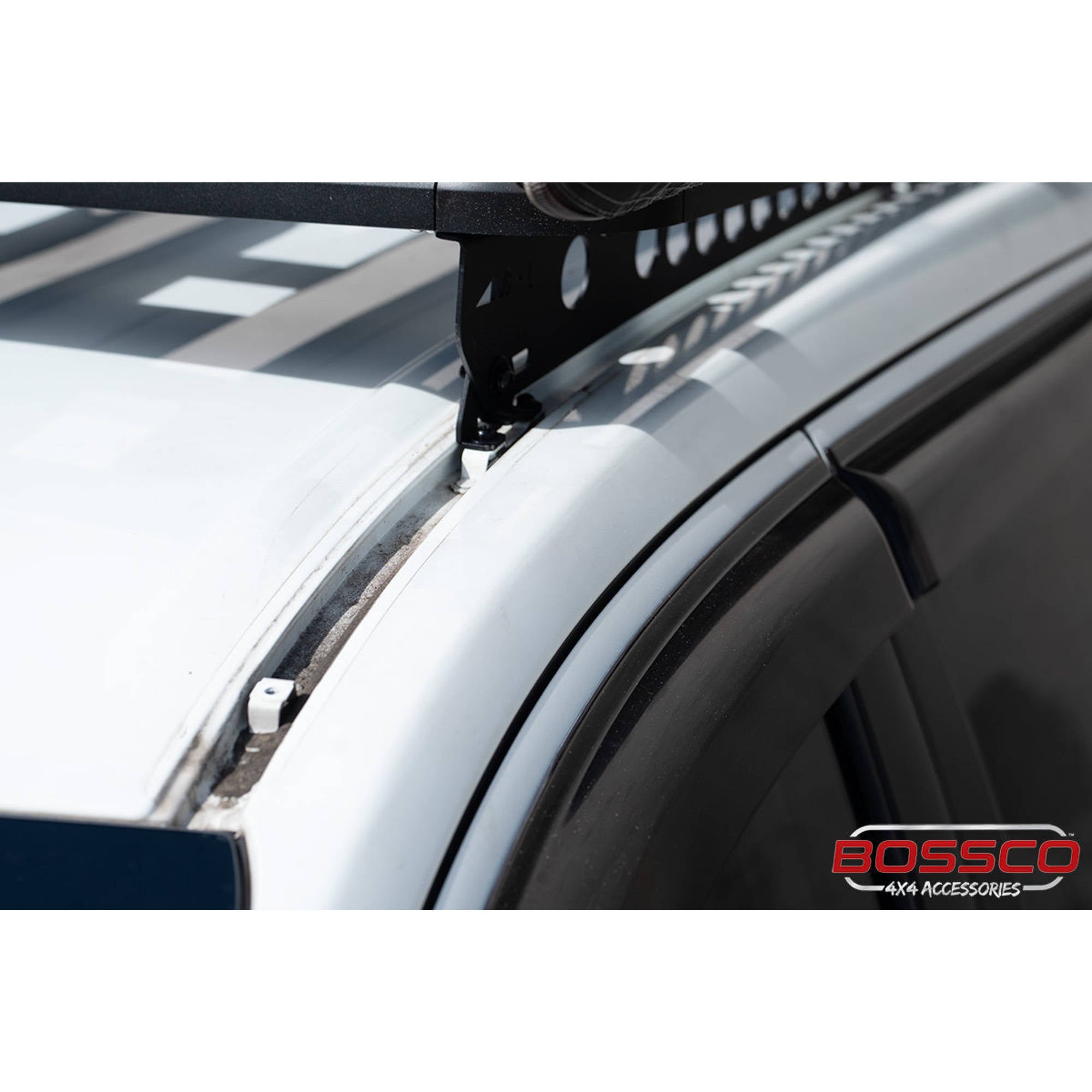 1.8m Aluminium Flat Roof Platform With Backbone Brackets Suitable For Mitsubishi Pajero Sport 2015-2025