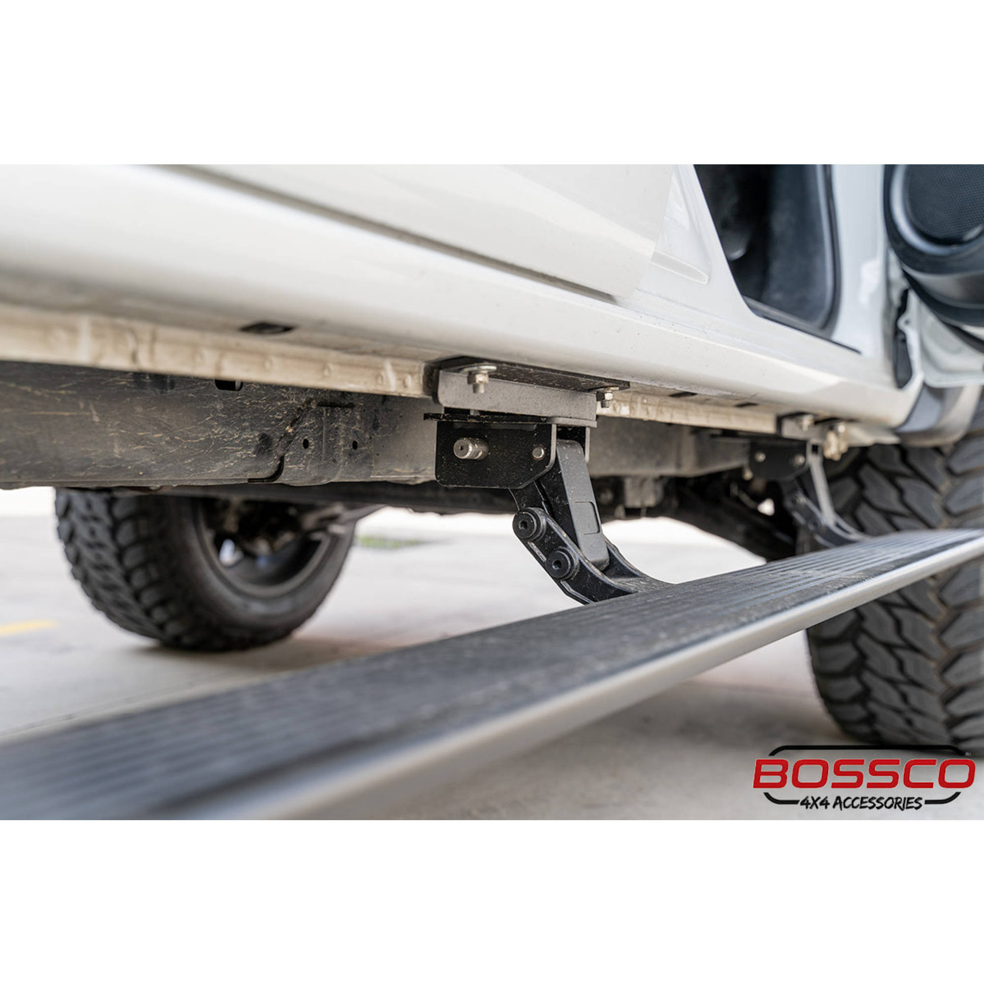 Auto Side Steps Electric Side Steps | 2020-24 DMax Side Steps | Bossco 4x4 Side Steps ...