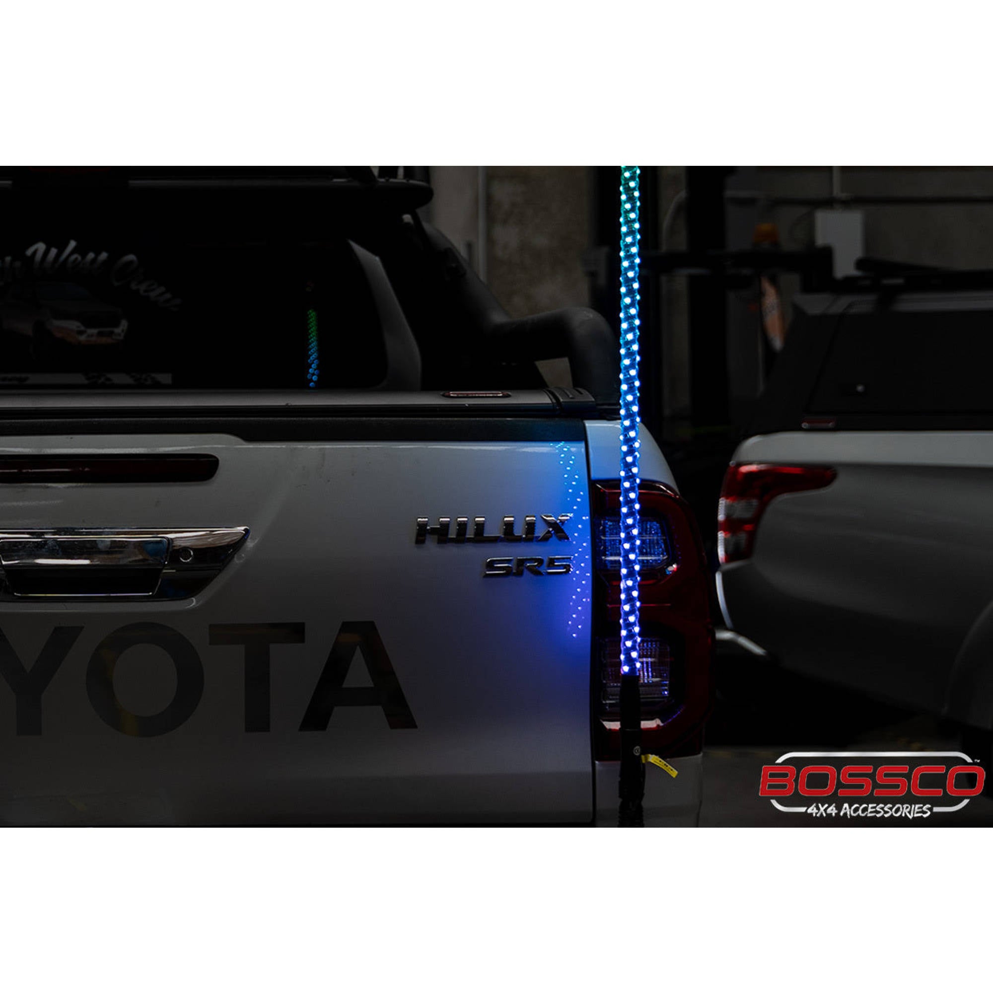 BOSSCO 120cm RGB LED UHF Whip