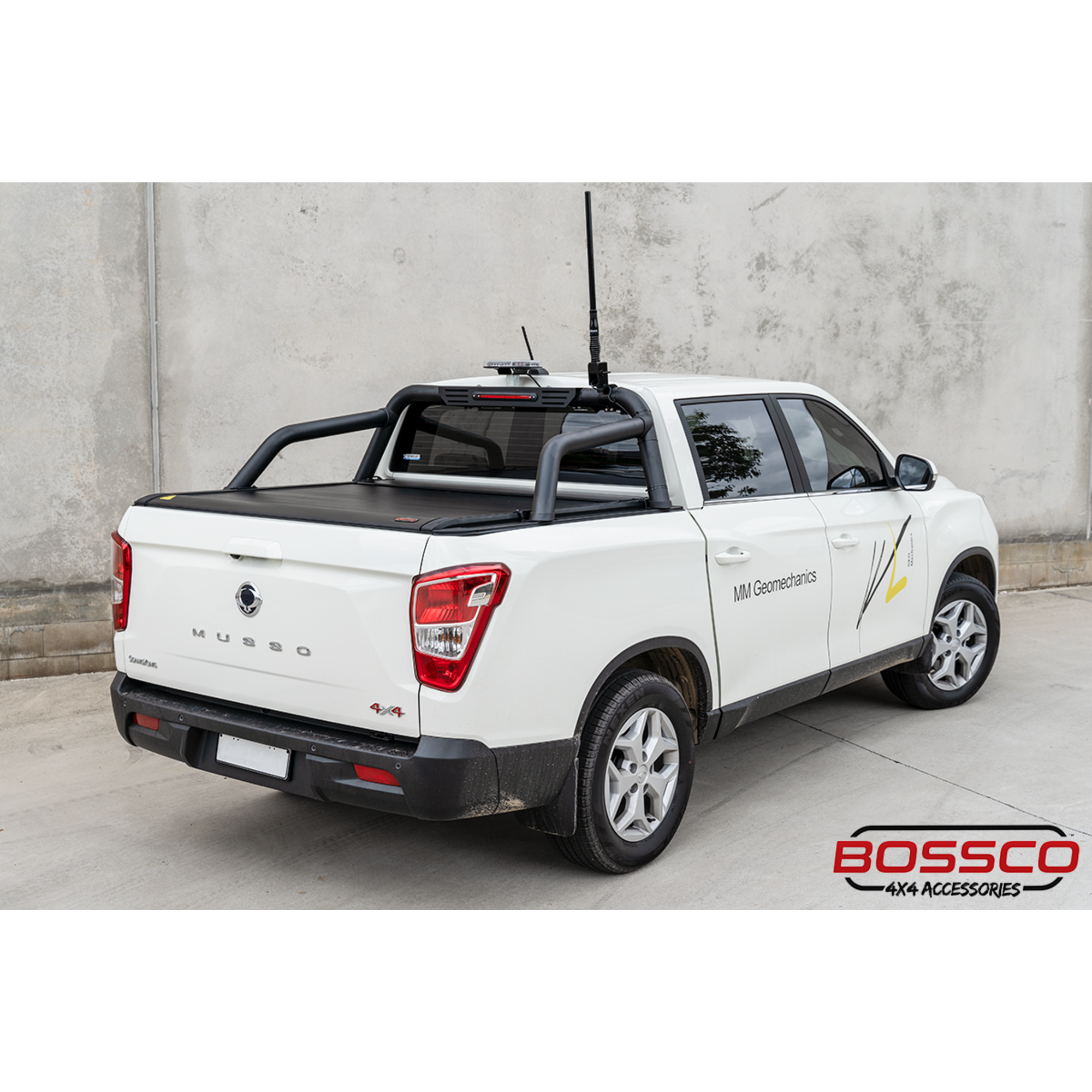 Electric Retractable Roller Shutter Tonneau Lid Suitable For Ssangyong Musso 2018-2025