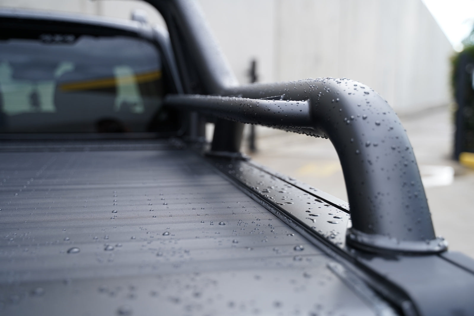 Electric Retractable Roller Shutter Tonneau Lid Suitable For Ford Ranger 2012-2022 - Style B