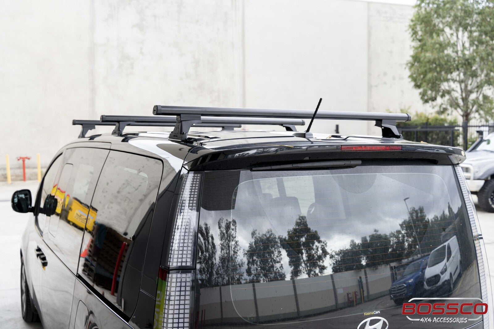 Heavy Duty Roof Racks suitable for Hyundai Staria 2021- - Bossco Auto ...