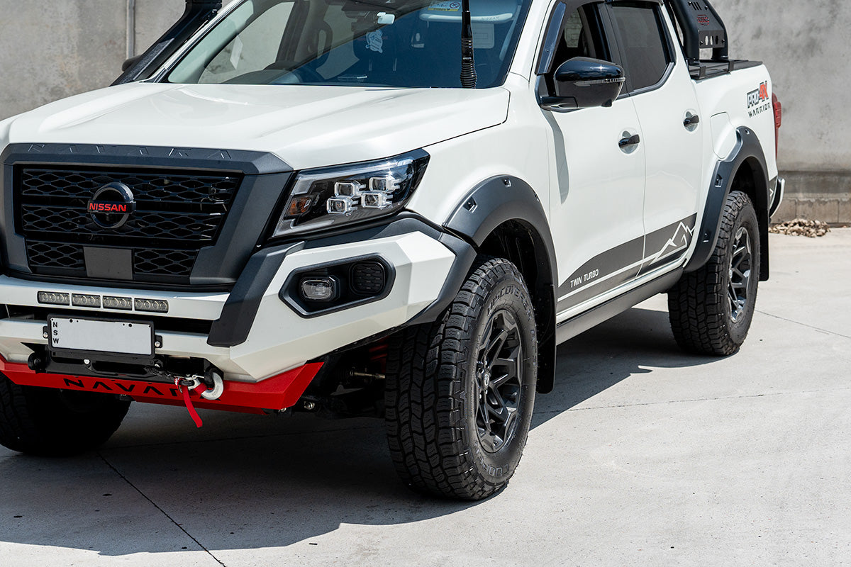 BCE-Board Electric Retractable Side Steps Suitable For Nissan Navara NP300 2015-2025