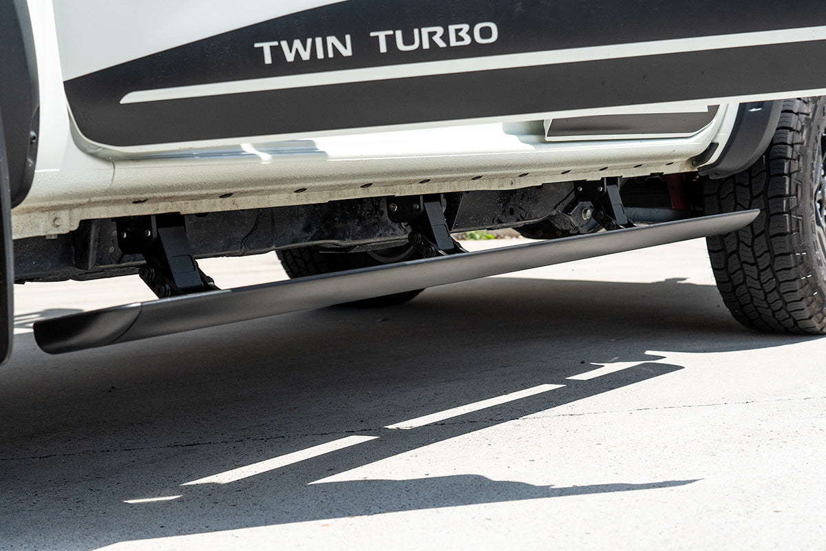 BCE-Board Electric Retractable Side Steps Suitable For Nissan Navara NP300 2015-2025