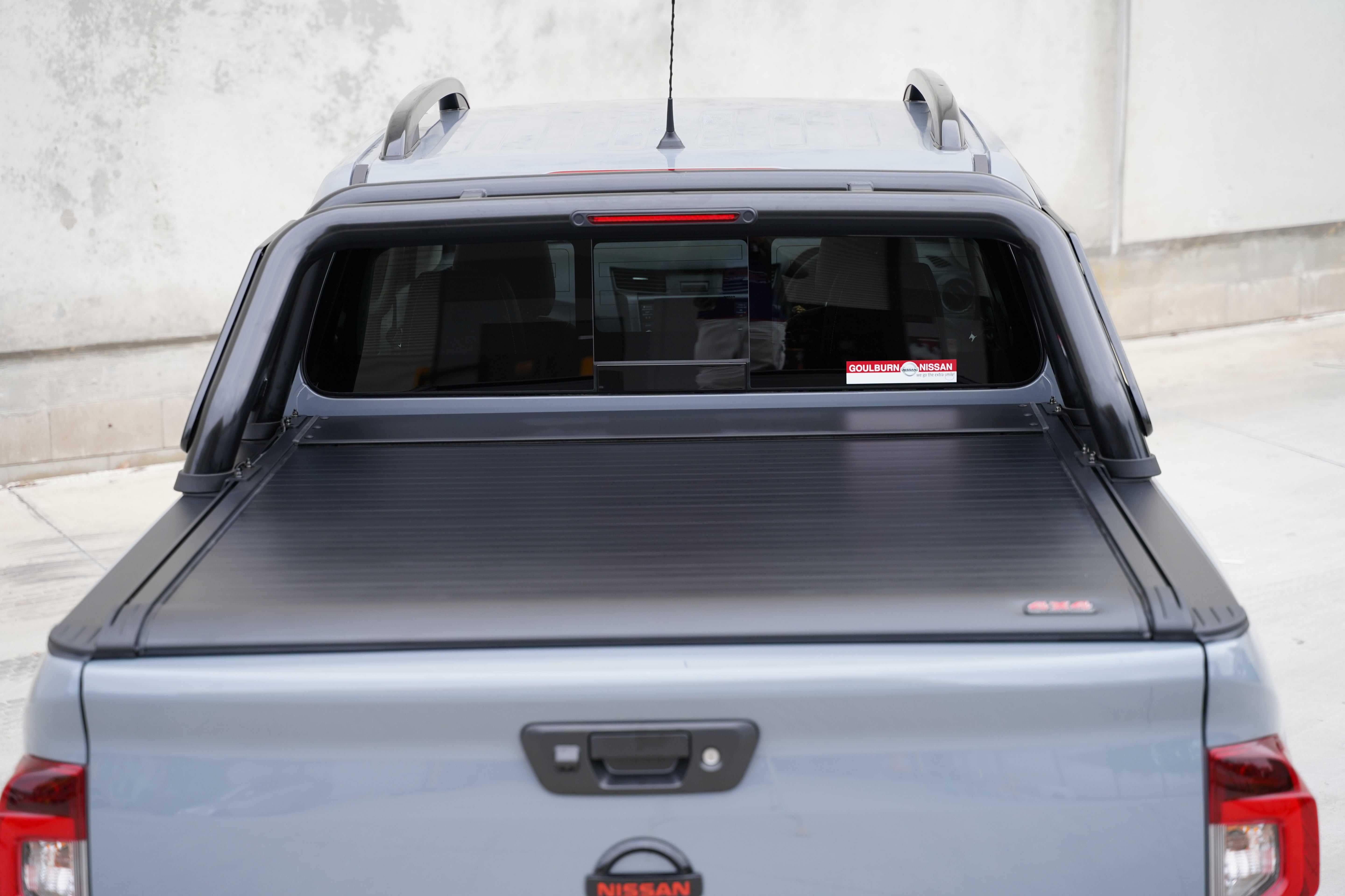 Electric Auto Roller Shutter Suitable For Nissan Navara D23 NP300 Facelift 2021-2025