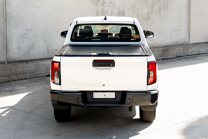 Manual Roller Shutter Tonneau Lid Suitable For Toyota Hilux SR5 2026 - ON