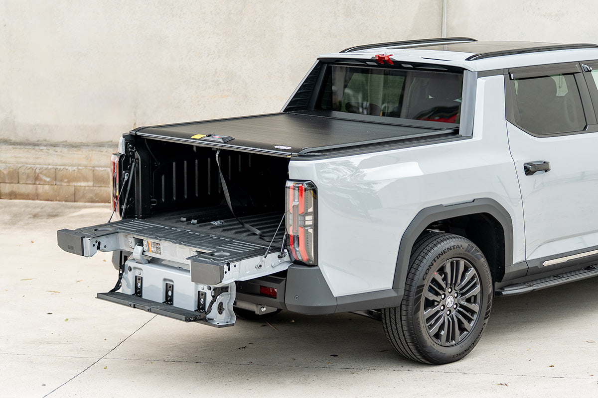 Black Manual Roller Shutter Suitable For MG U9 2025-on