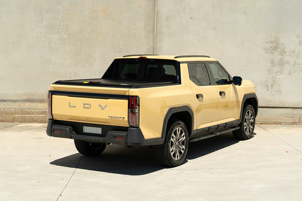 Black Manual Roller Shutter Suitable For LDV Terron 9 2025-on