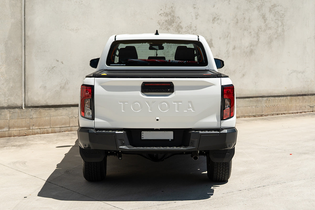 Electric Retractable Roller Shutter Tonneau Lid Suitable For Toyota Hilux 2026 - ON