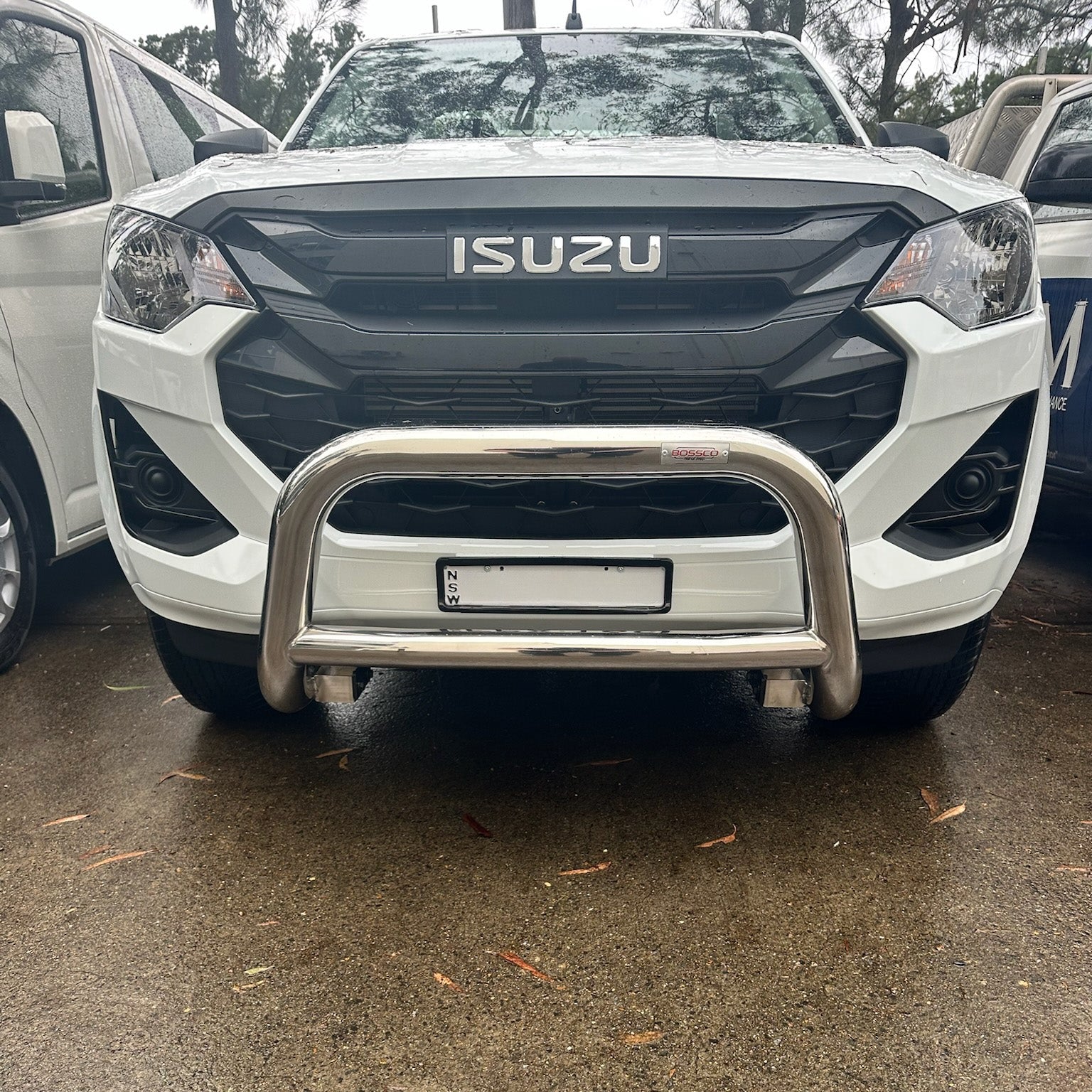 Stainless Steel Low Nudge bar suitable for Isuzu D-MAX 2020 - 2025