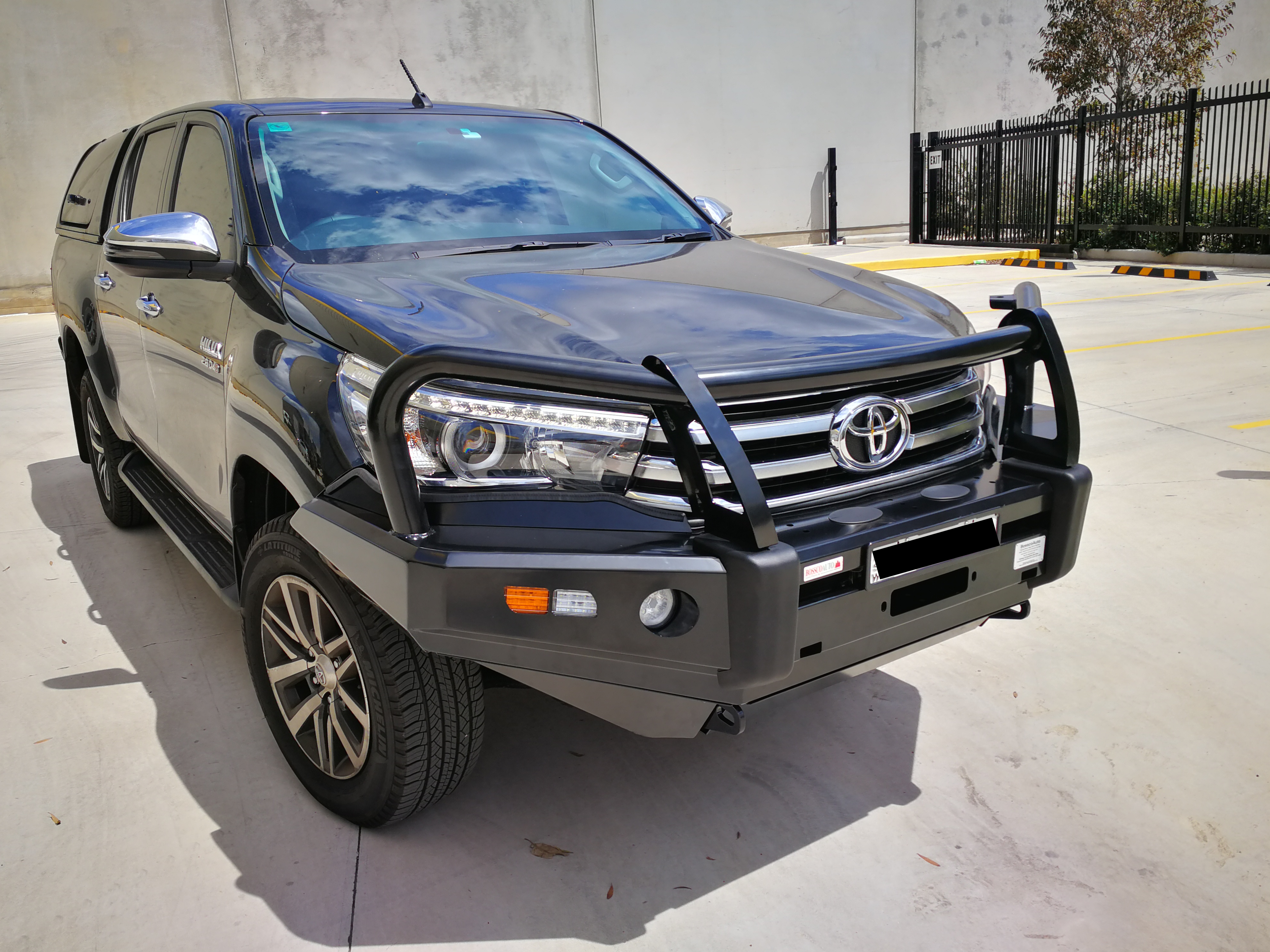 EFS Stockman Series 1 Front Bumper Bar Bullbar Suitable for TOYOTA HILUX SR5 2015-2018