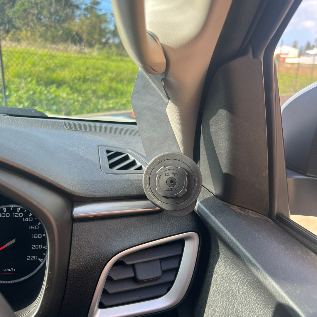 2021-2024 Isuzu MU-X Phone Mount