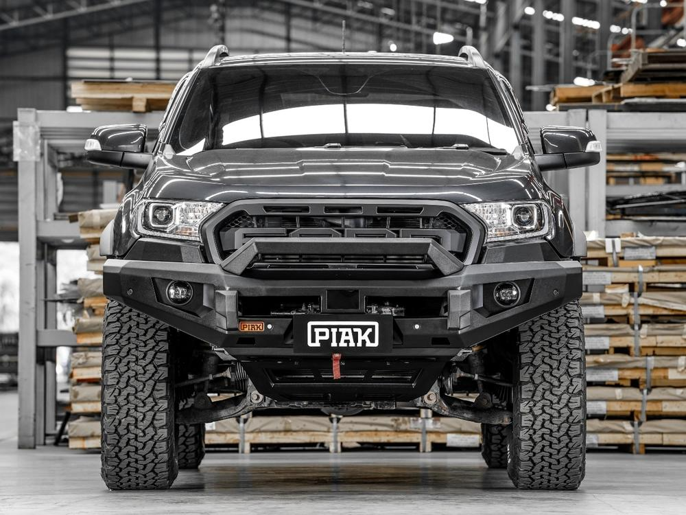 Elite Non Loop Bar (Black Recovery Points & Bash Plate) for Ford Ranger (6/2015 to 5/2021) & Everest (7/2015 to 5/2022)